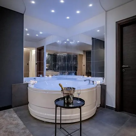 Rei Lux Apartment *